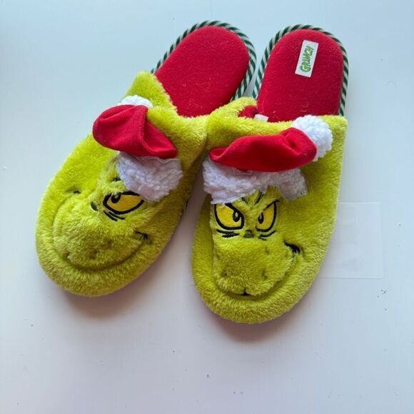 Grinch Christmas Sleep Pants and Matching Slippers - Picture 9 of 12